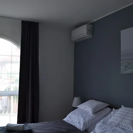 FŐNIX Design Rooms Debrecen Buitenkant foto