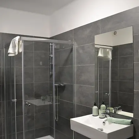 FŐNIX Design Rooms Debrecen Buitenkant foto