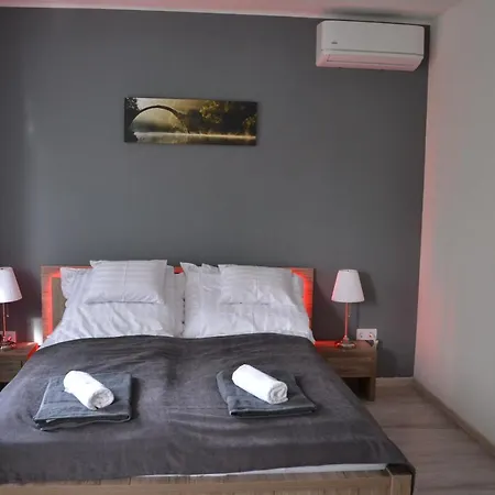 FŐNIX Design Rooms Debrecen Buitenkant foto