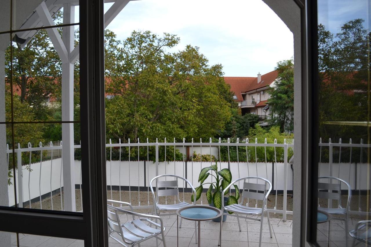 Bed & Breakfast Főnix Design *
