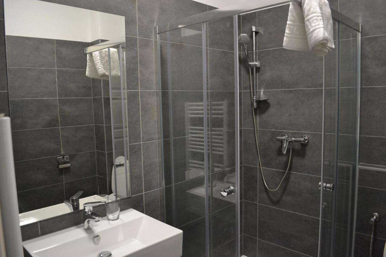 Bed & Breakfast Főnix Design Debrecen